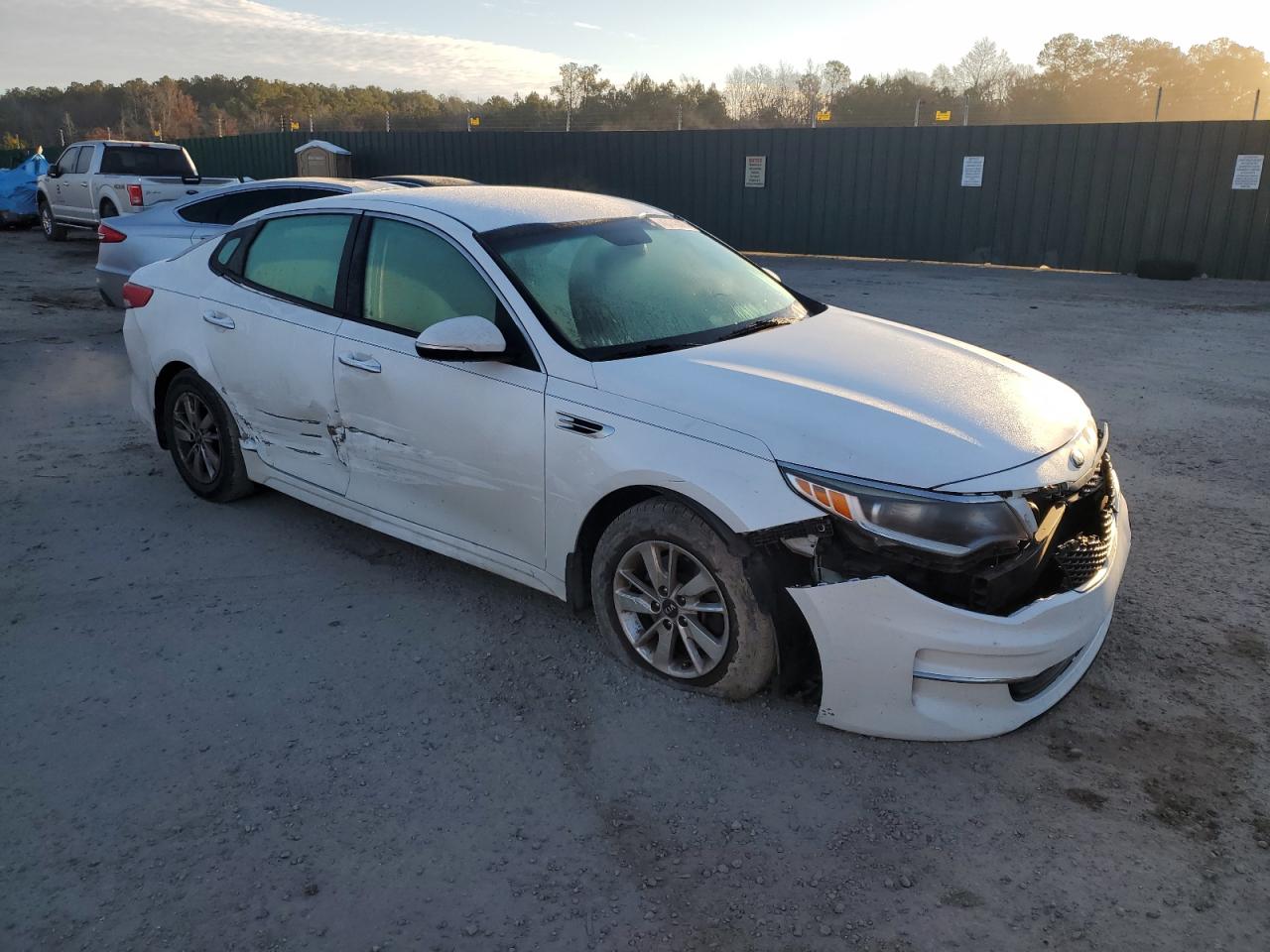 2017 Kia Optima - Image 4