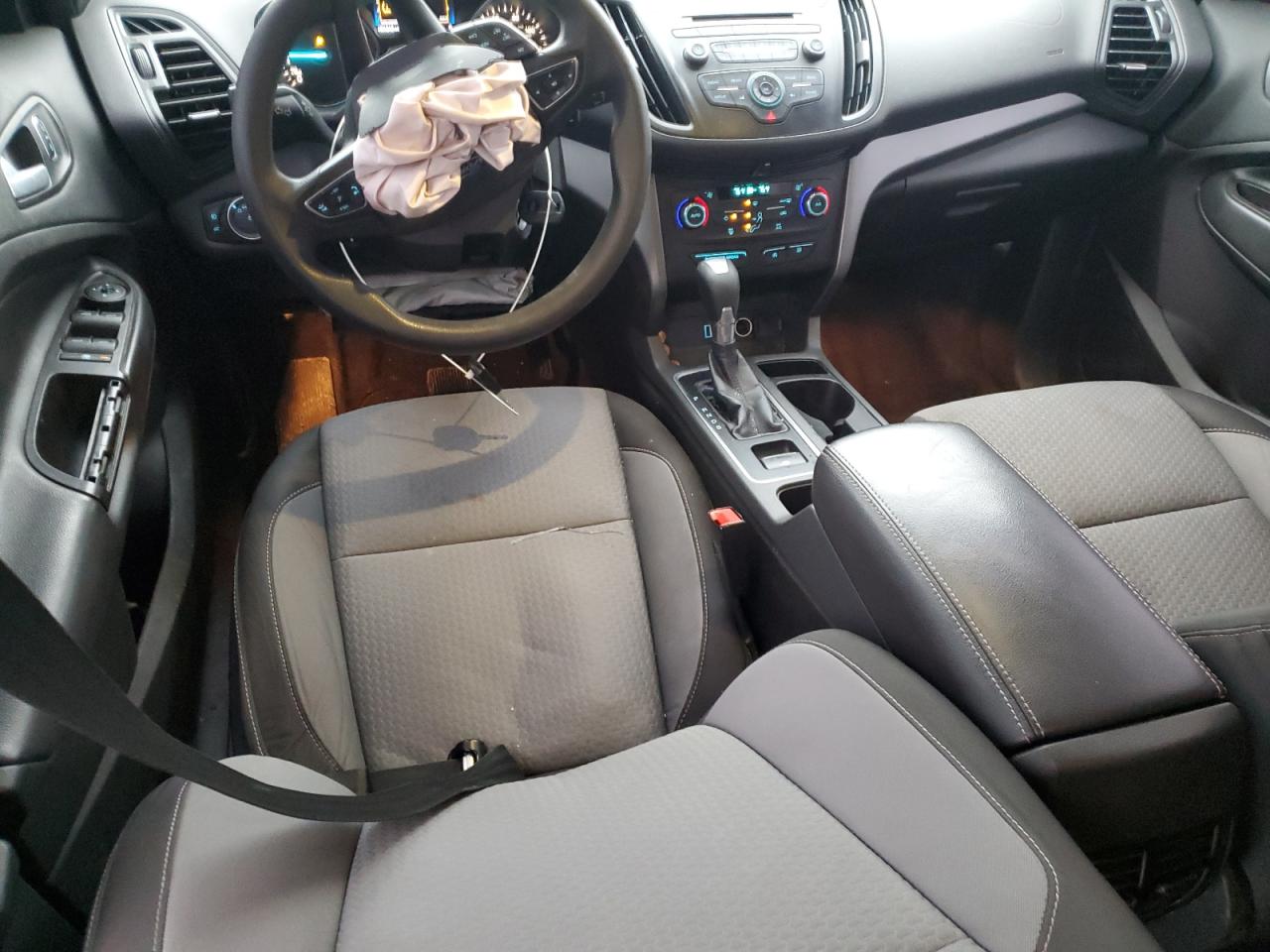 2017 Ford Escape - Image 8