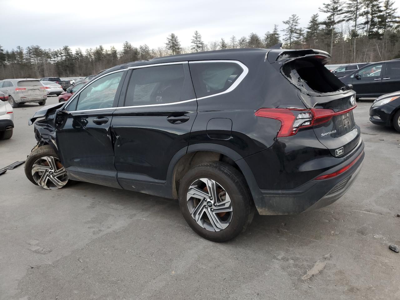 2023 Hyundai Santa Fe - Image 2