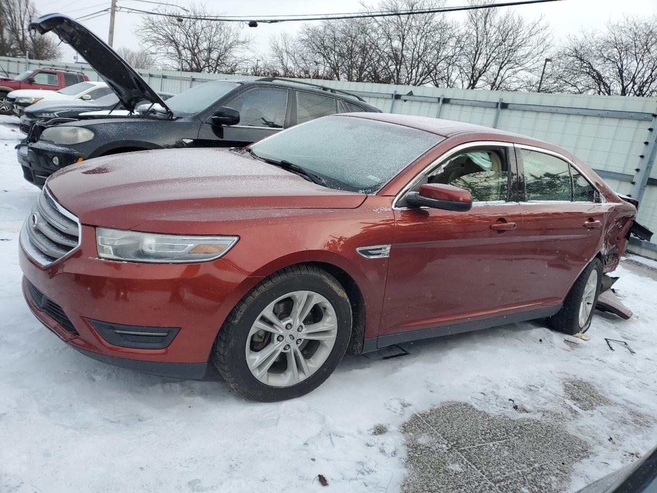 2014 Ford Taurus - Image 1