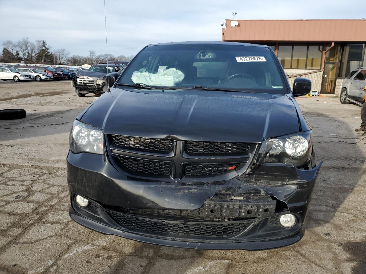 2017 Dodge Caravan - Image 5