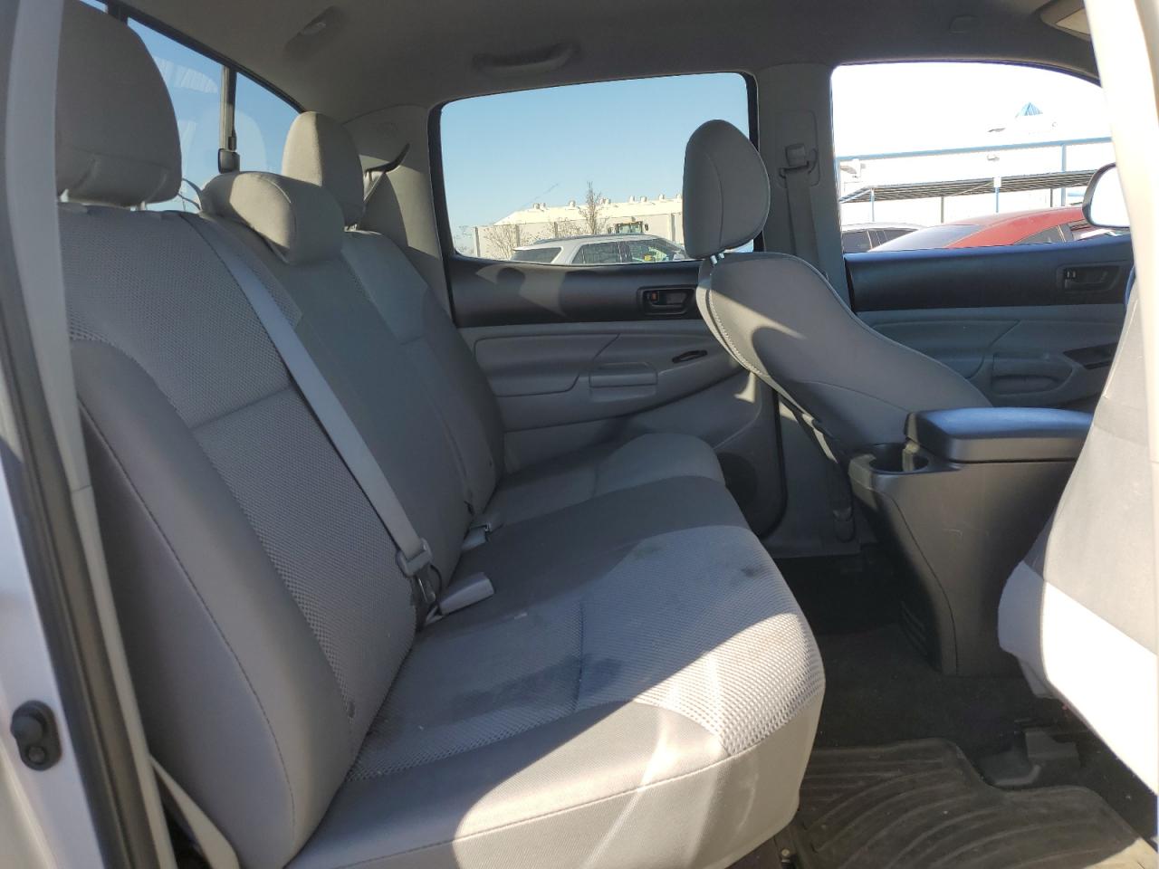 2013 Toyota Tacoma - Image 10