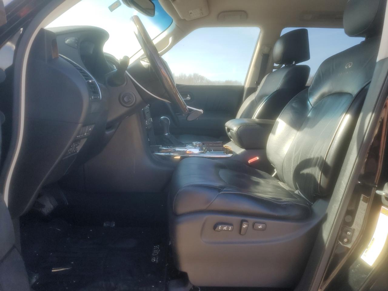 2012 Infiniti QX56 - Image 7