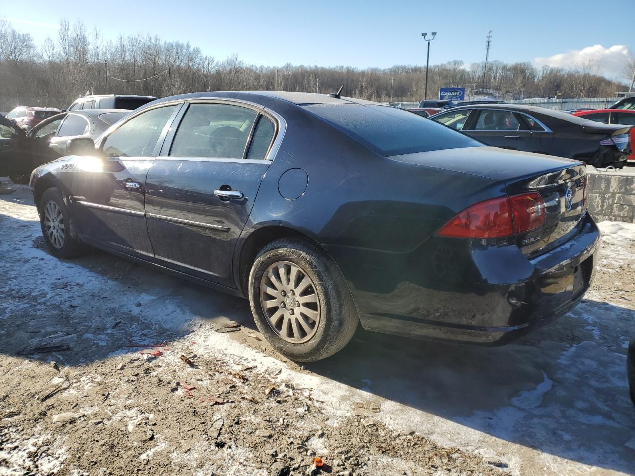 2007 Buick Lucerne - Image 2