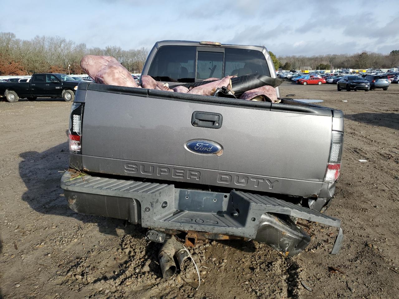 2009 Ford F350 - Image 6