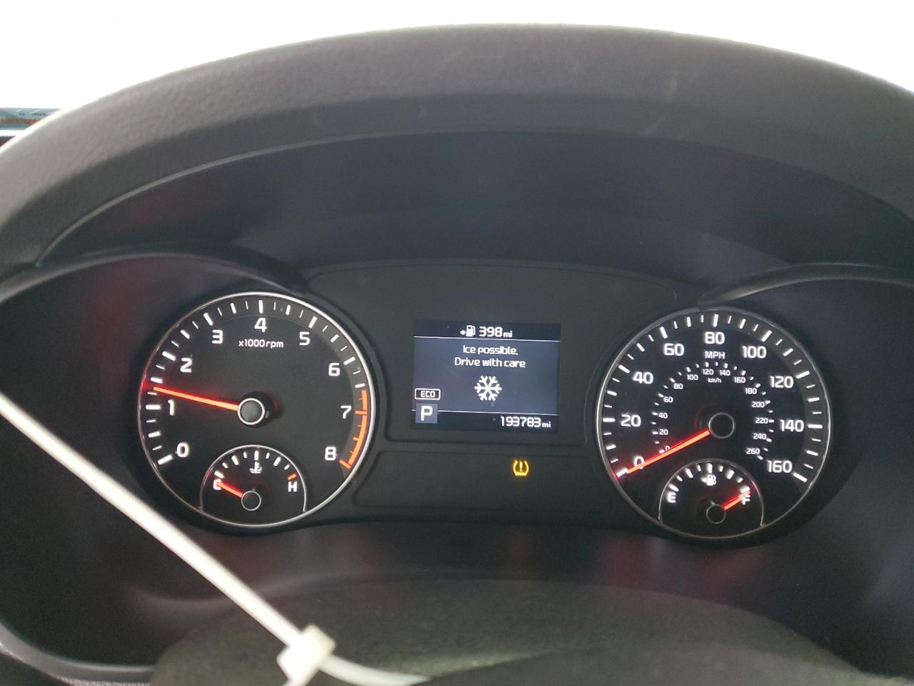 2020 Kia Optima - Image 9