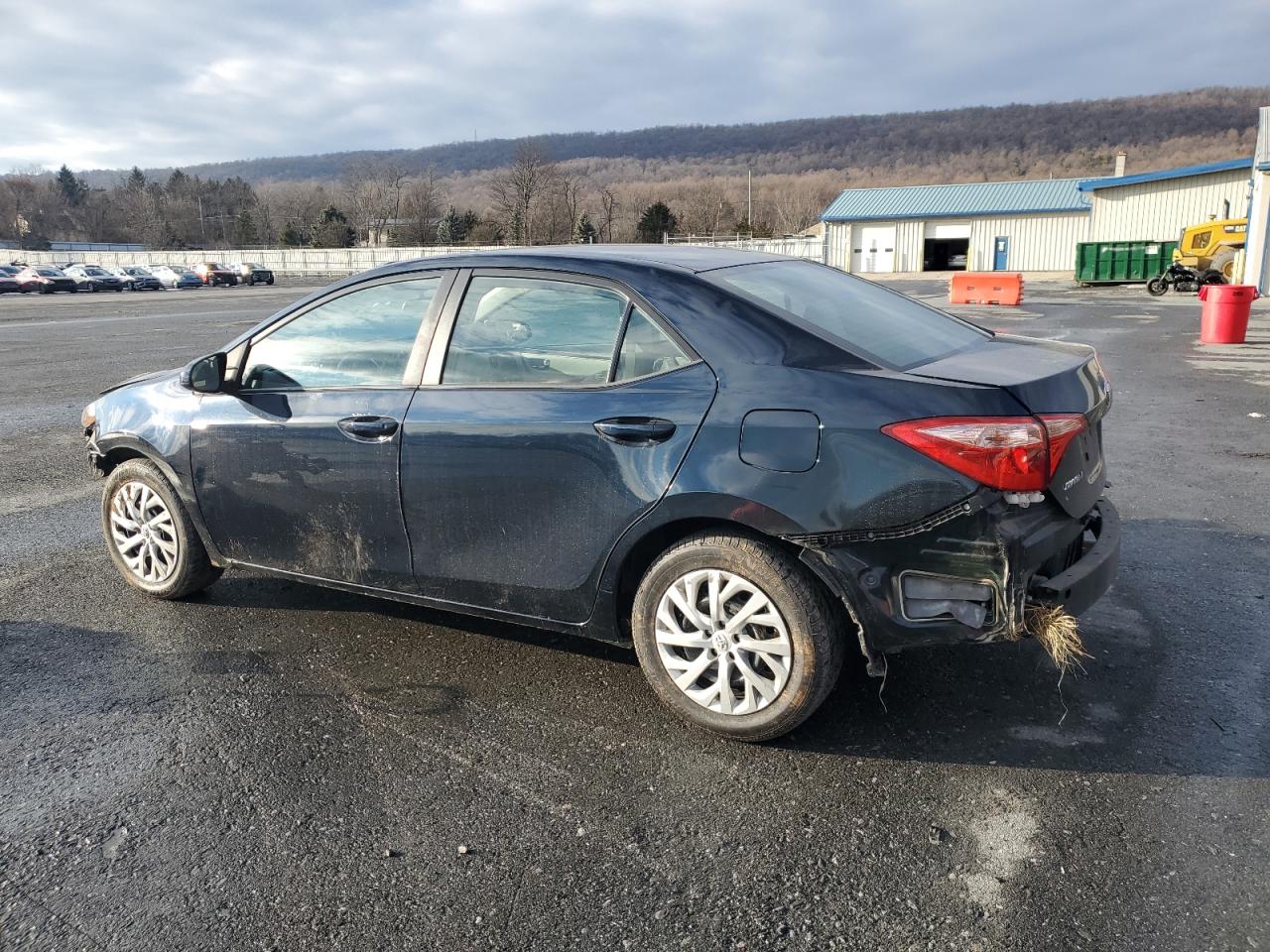 2018 Toyota Corolla - Image 2