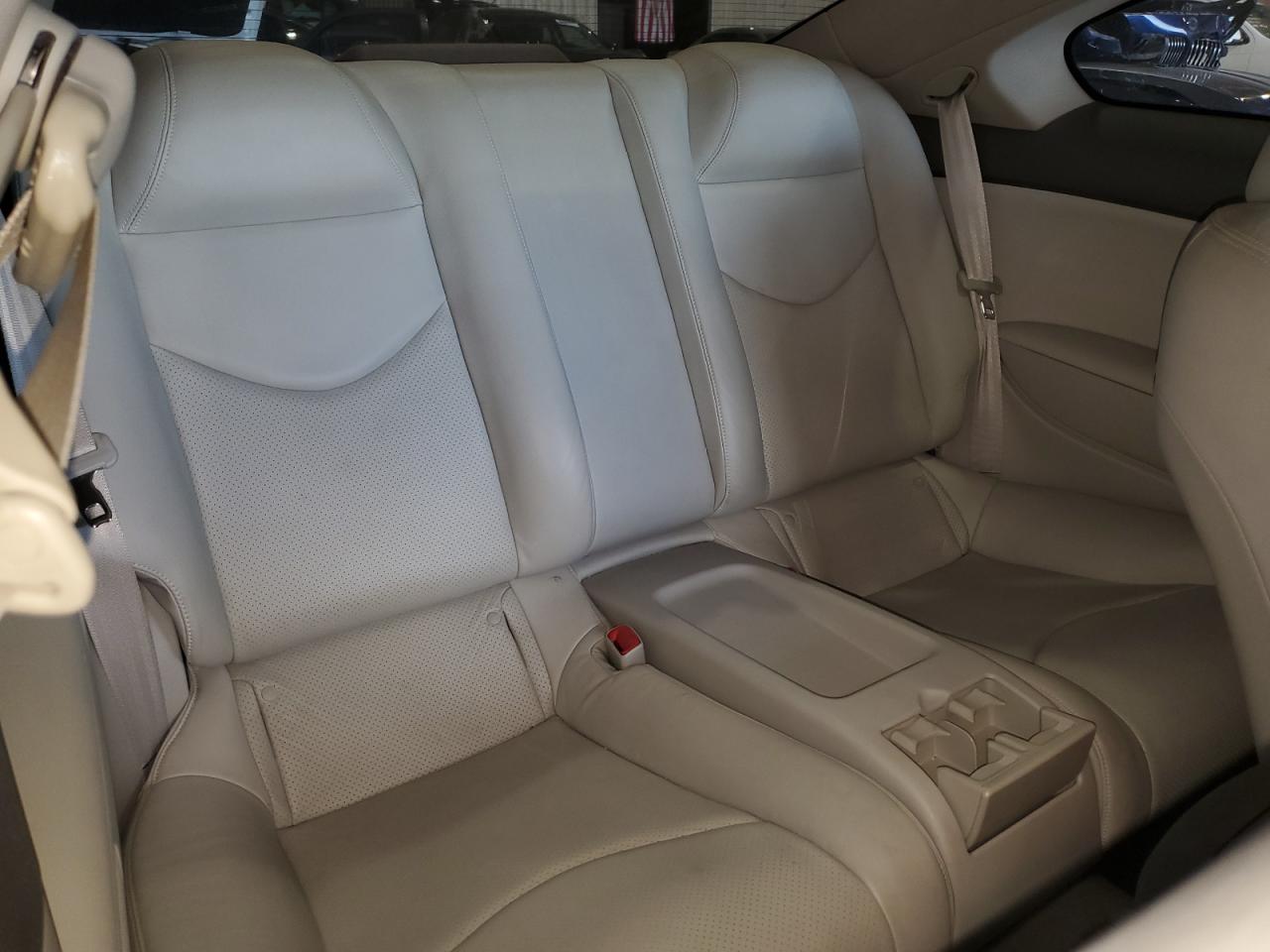 2012 Infiniti G - Image 10