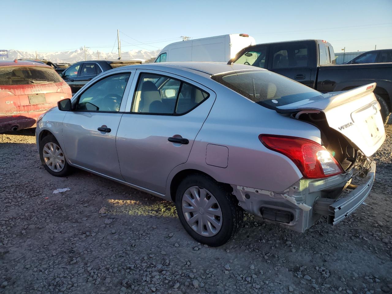 2016 Nissan Versa - Image 2