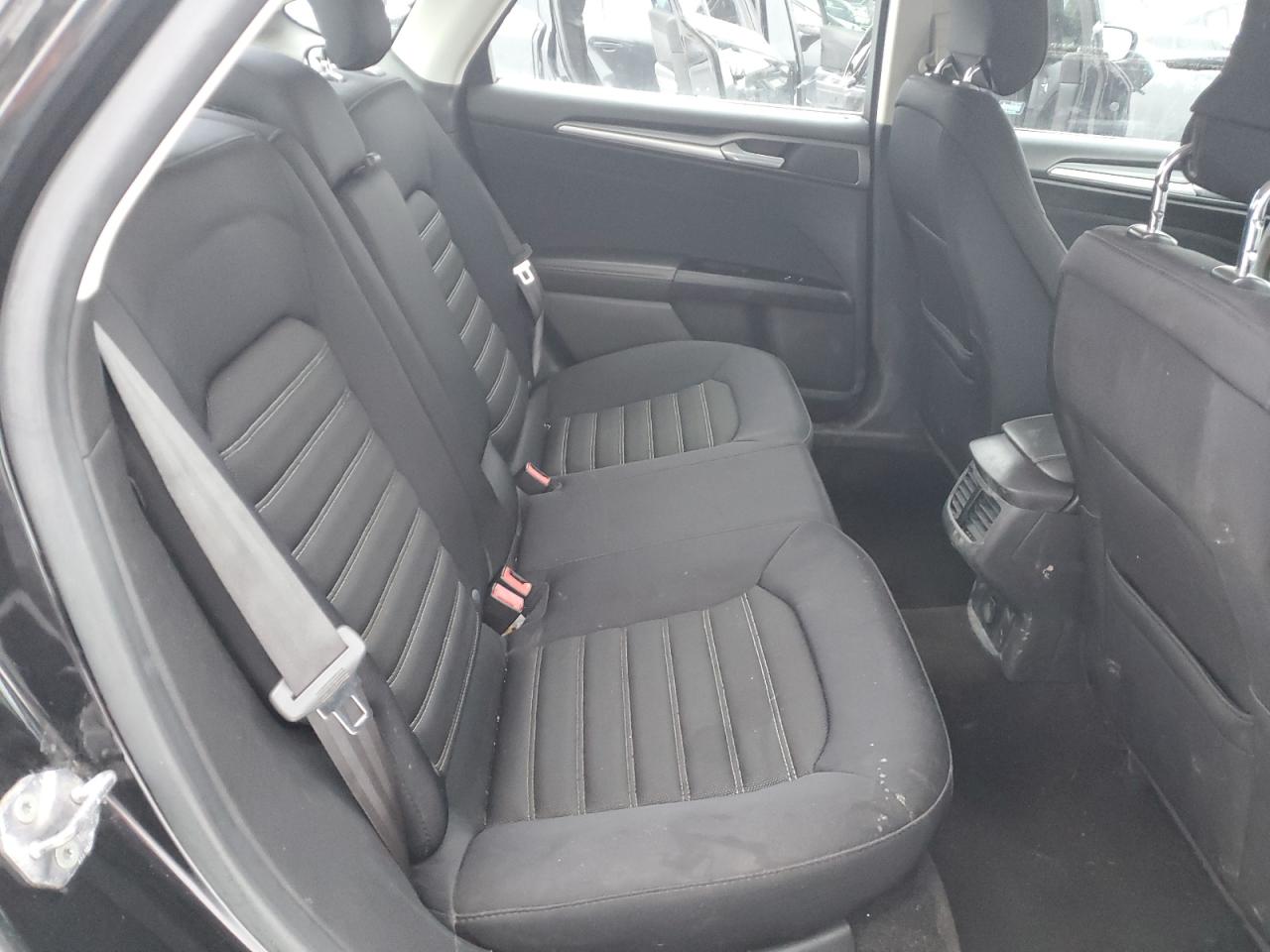2013 Ford Fusion - Image 10