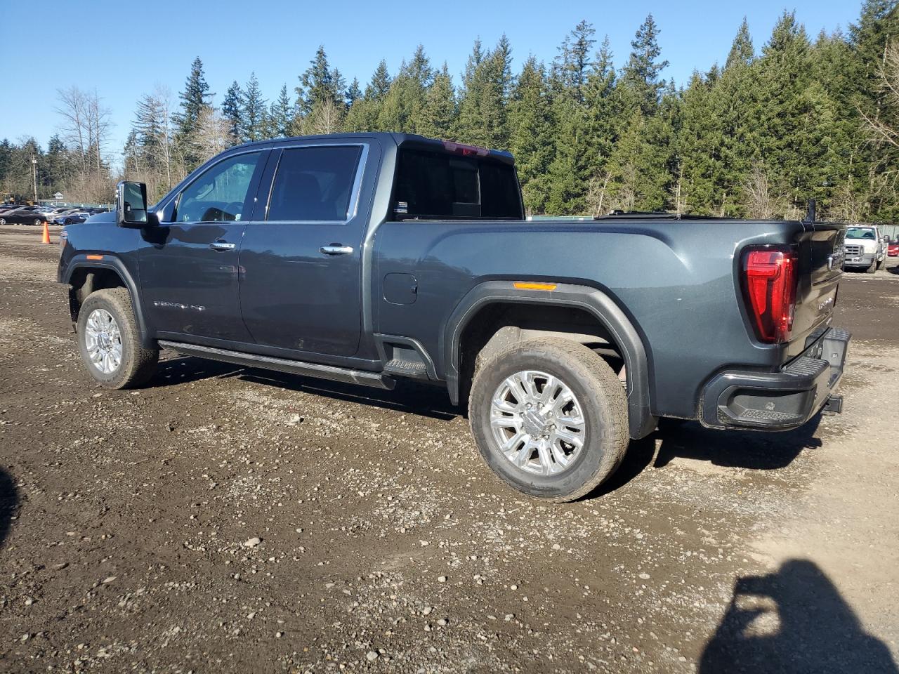 2022 GMC Sierra - Image 2