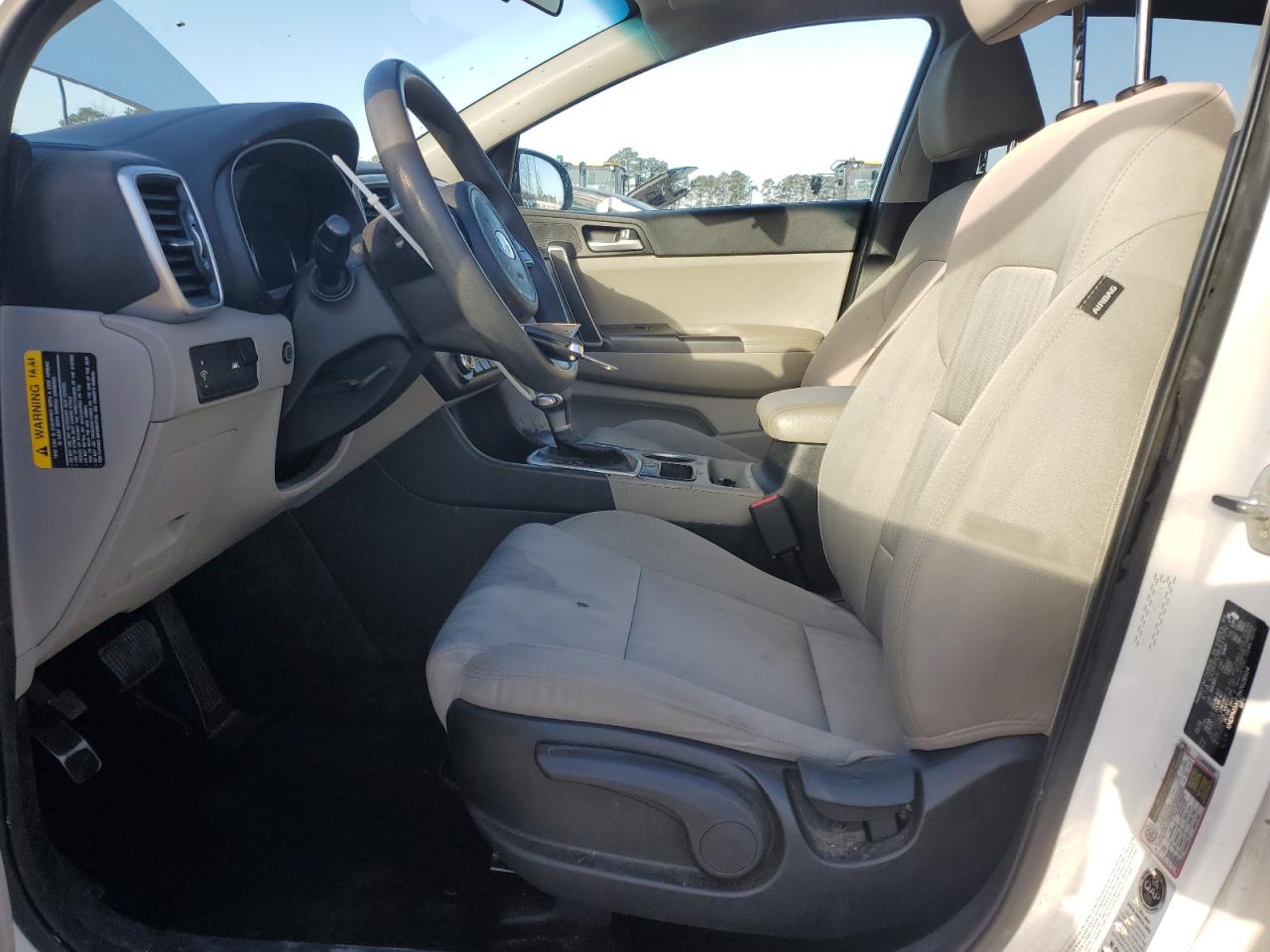 2022 Kia Sportage - Image 7