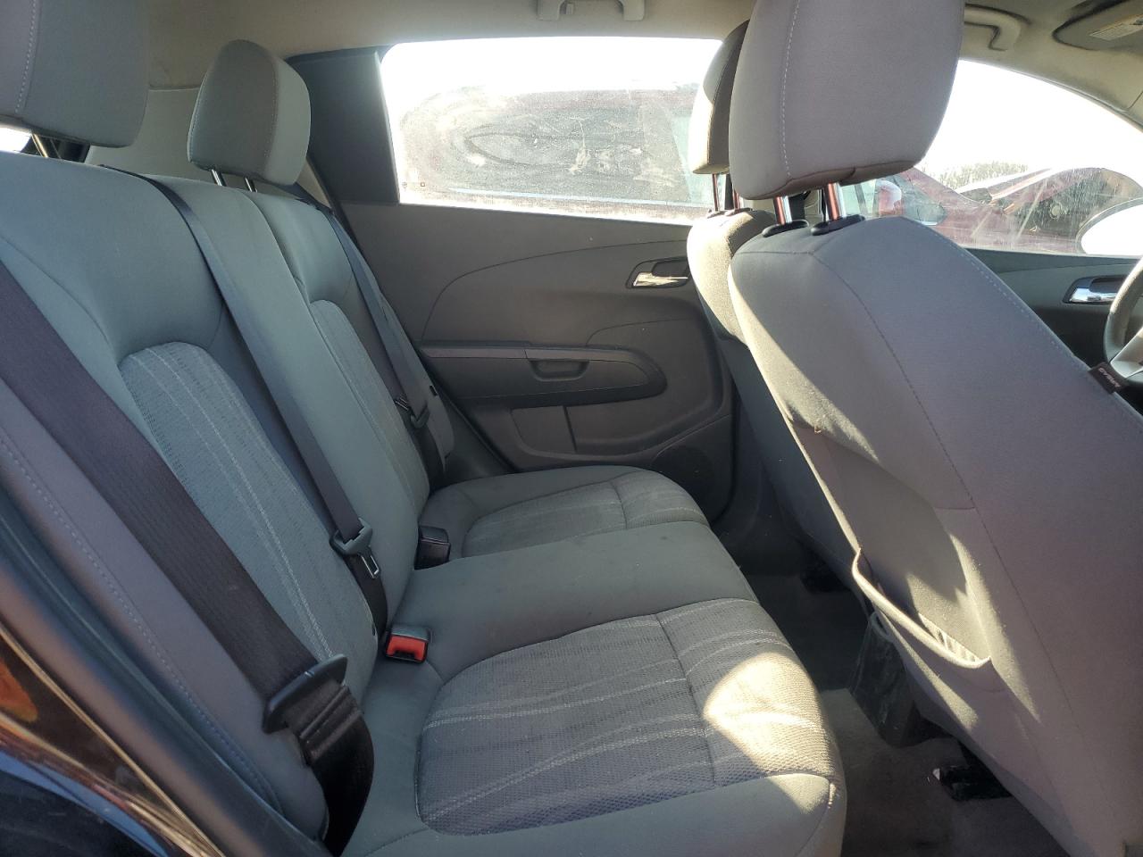 2015 Chevrolet Sonic - Image 10