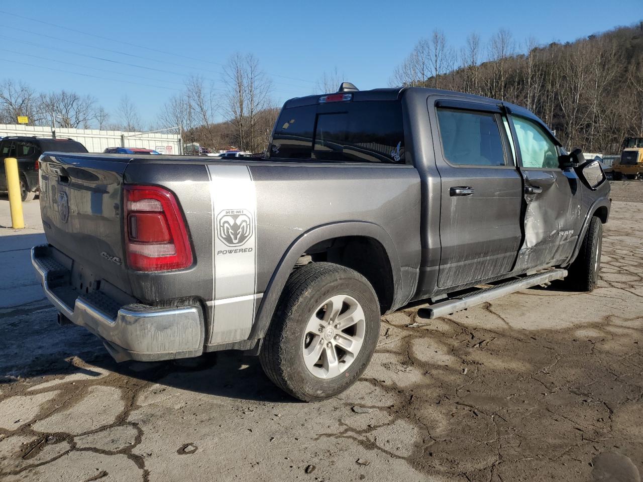 2022 RAM 1500 - Image 3