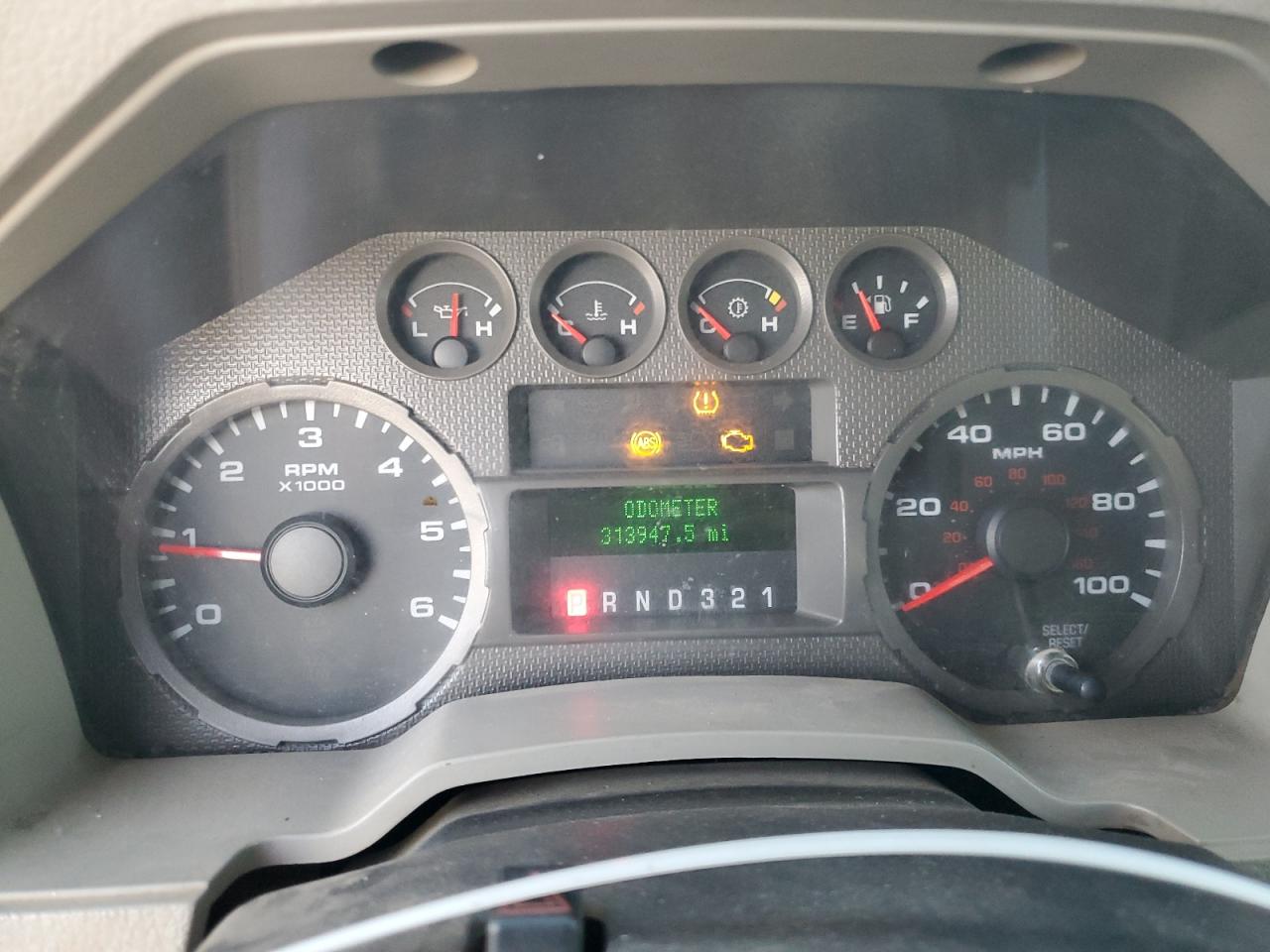 2008 Ford F250 - Image 9