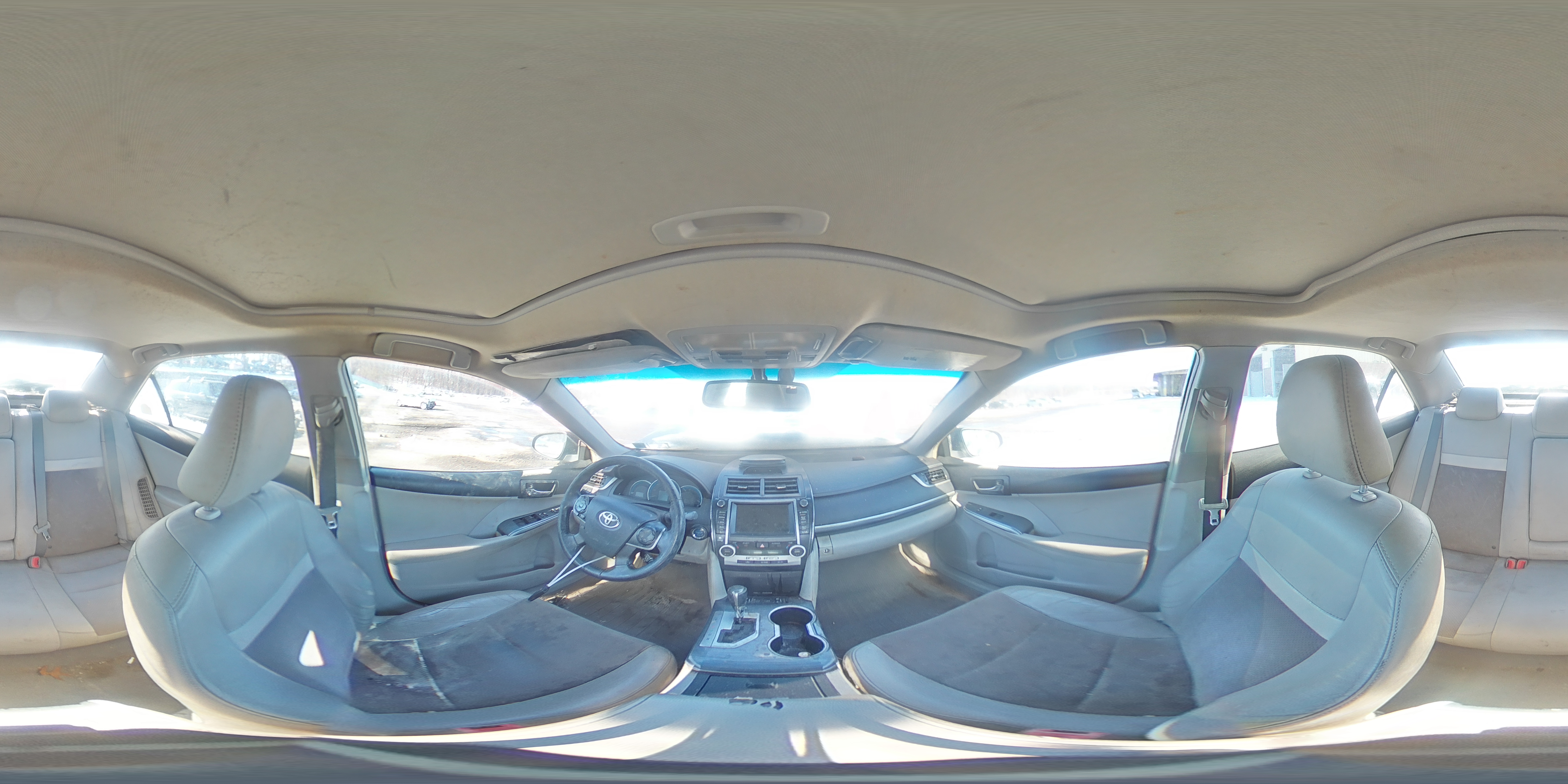 2012 Toyota Camry - Image 13