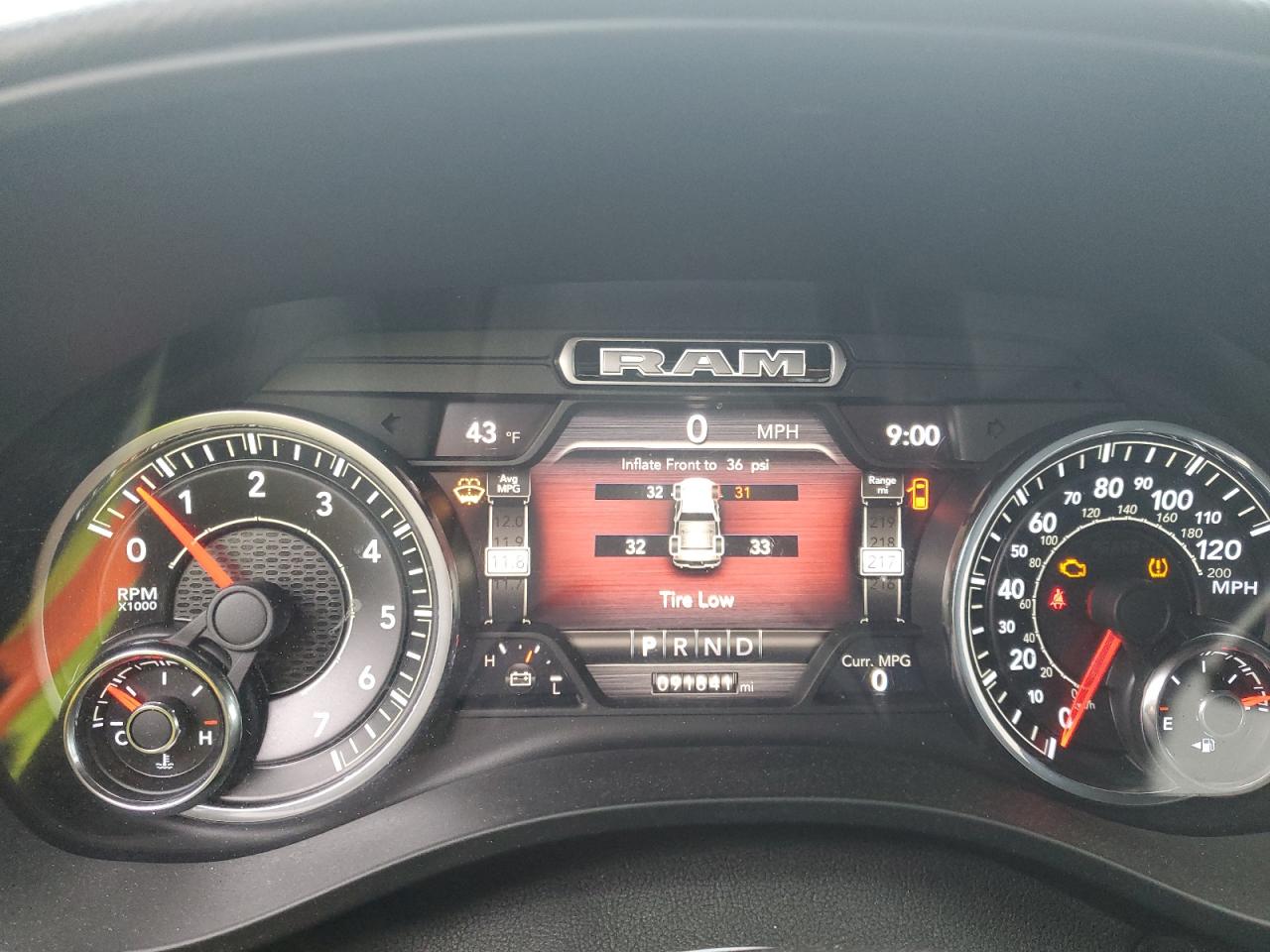 2021 RAM 1500 - Image 9