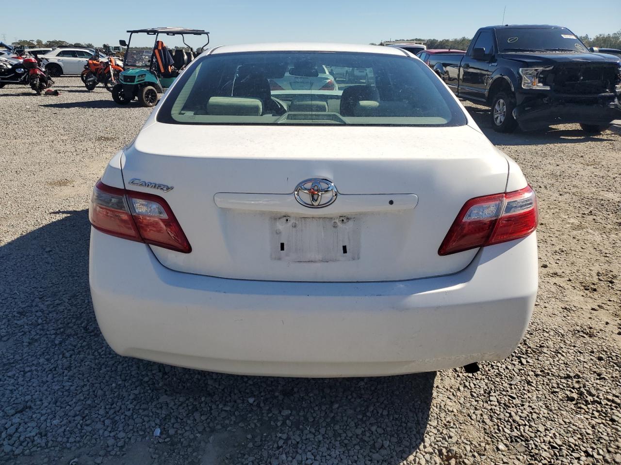 2009 Toyota Camry - Image 6