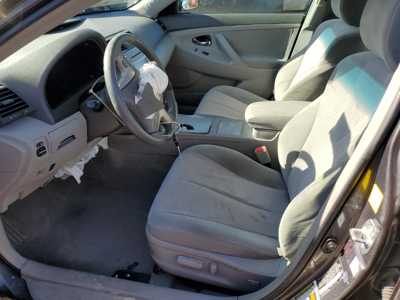 2011 Toyota Camry - Image 7