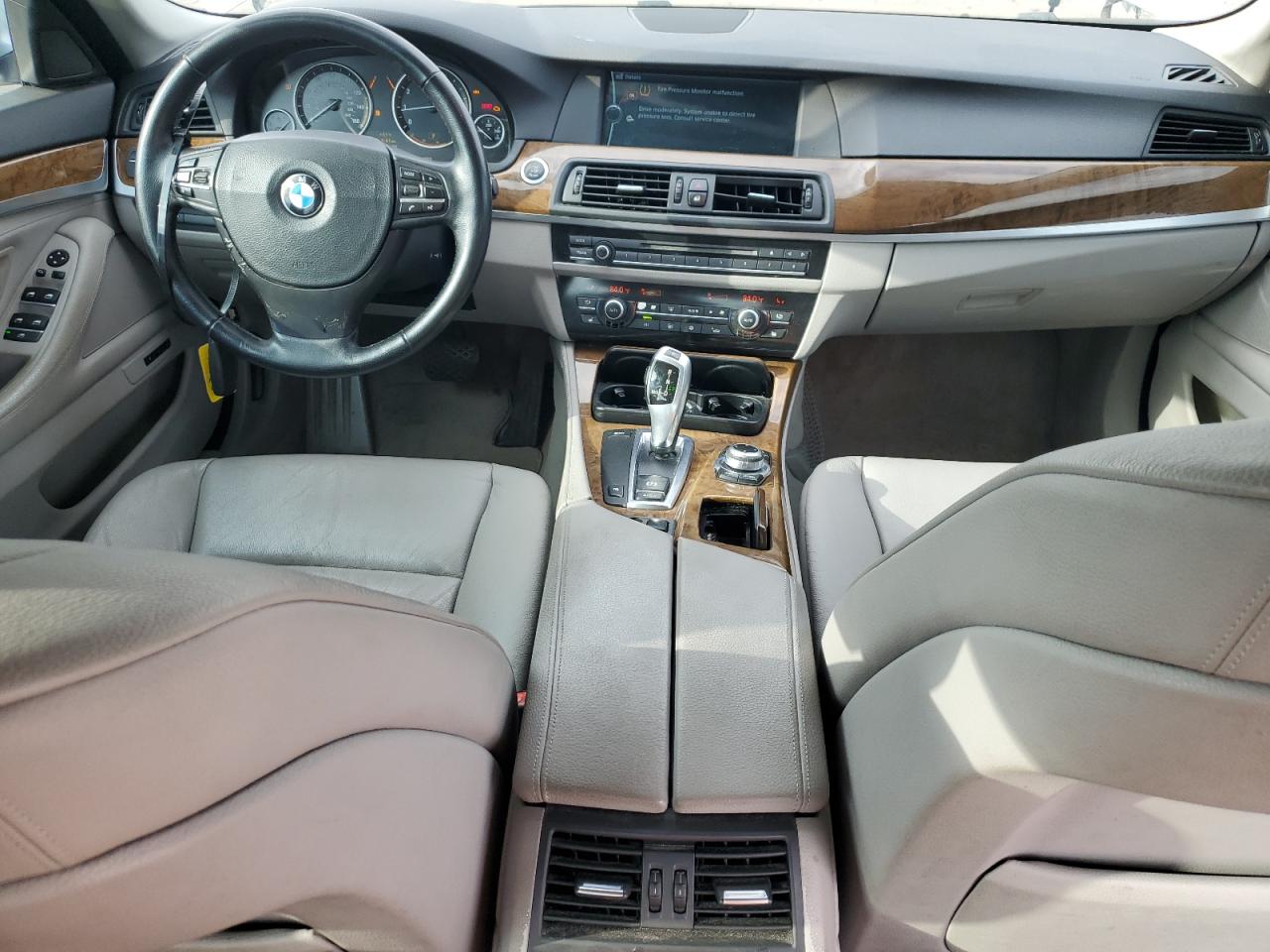 2011 BMW 5er - Image 8