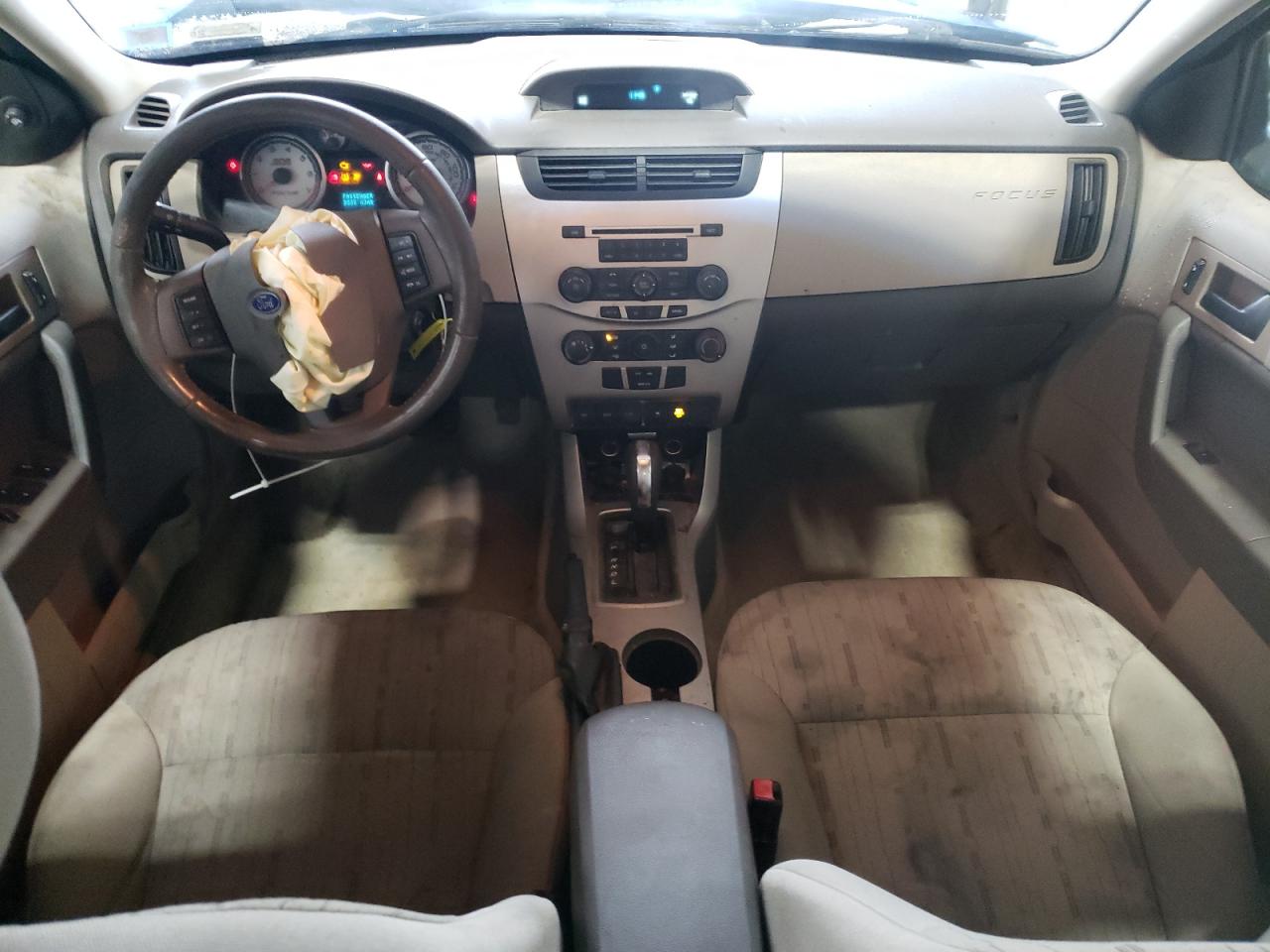 2010 Ford Focus - Image 8