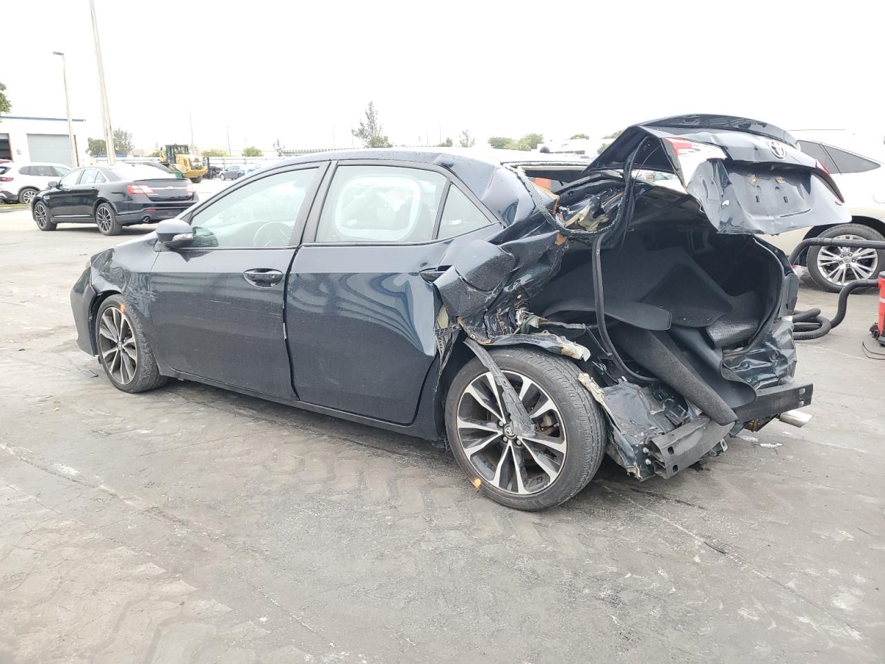 2019 Toyota Corolla - Image 2