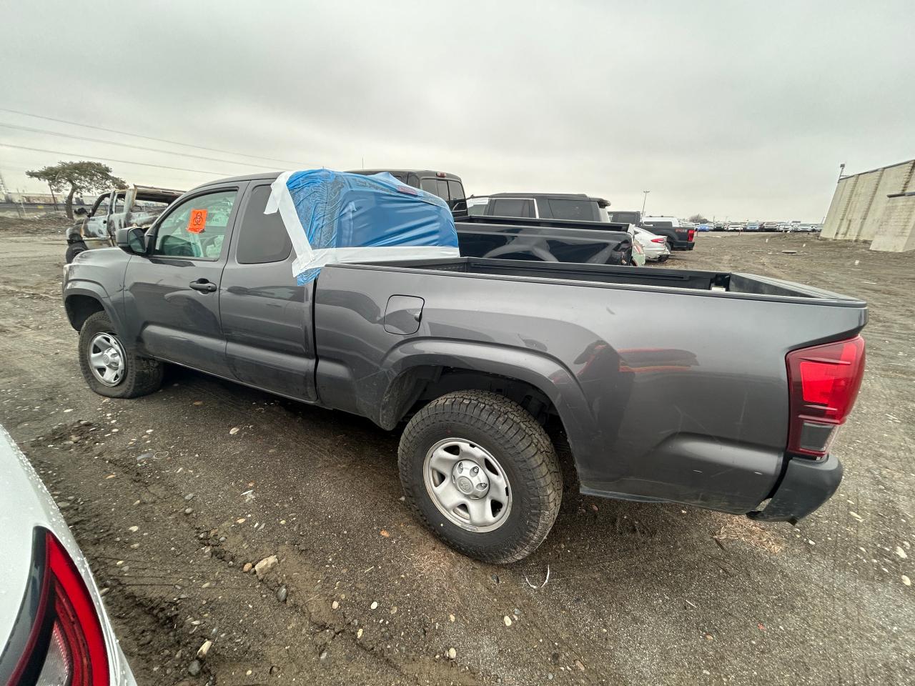 VIN 3TYRX5GN0NT050536 2022 TOYOTA TACOMA no.2