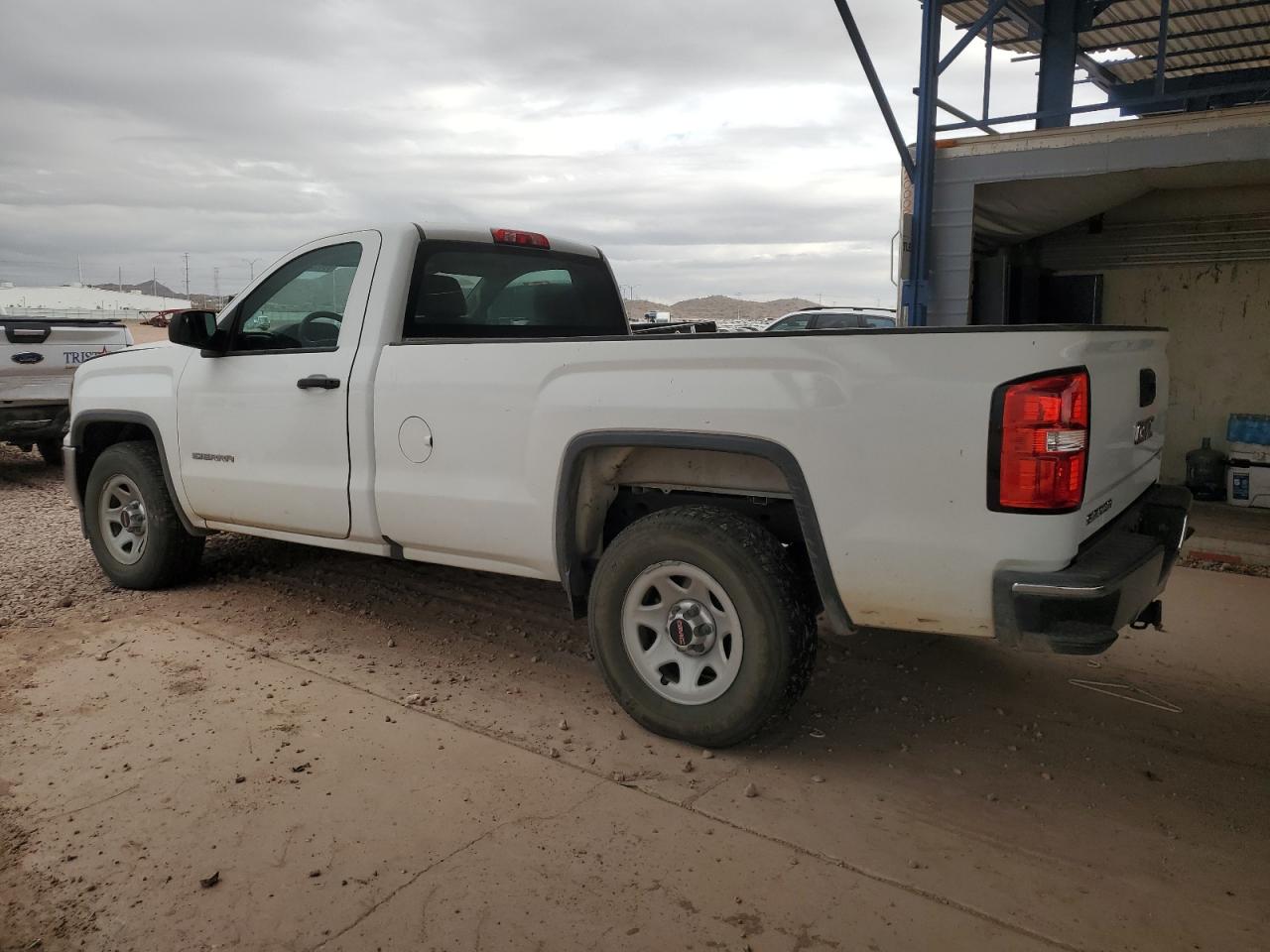 2017 GMC Sierra - Image 2