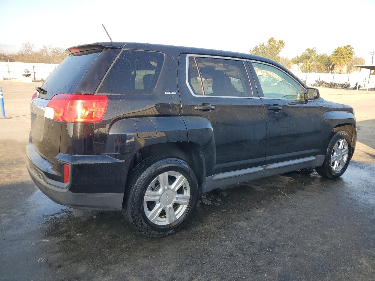 2016 GMC Terrain - Image 3