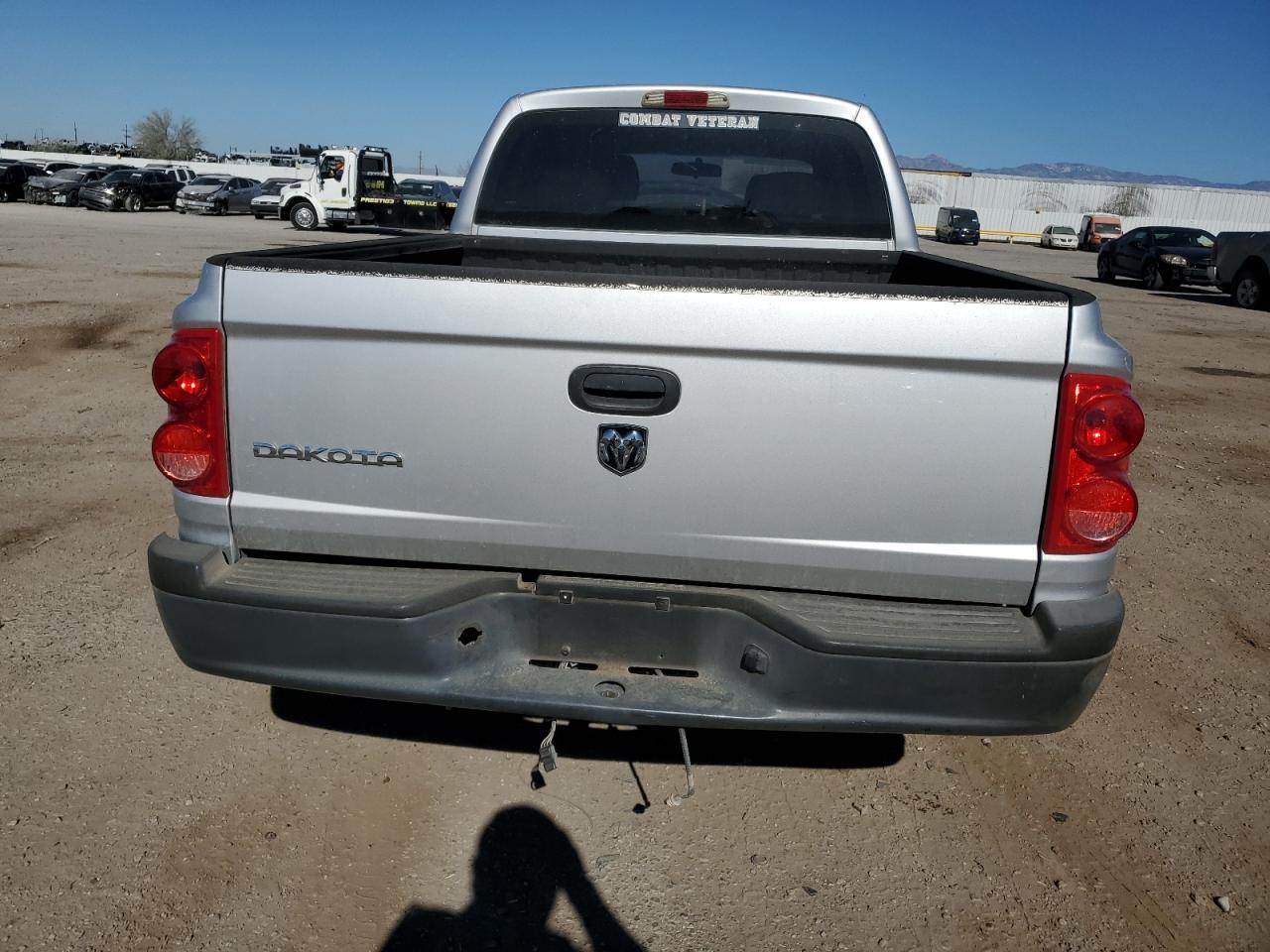 2007 Dodge Dakota - Image 6
