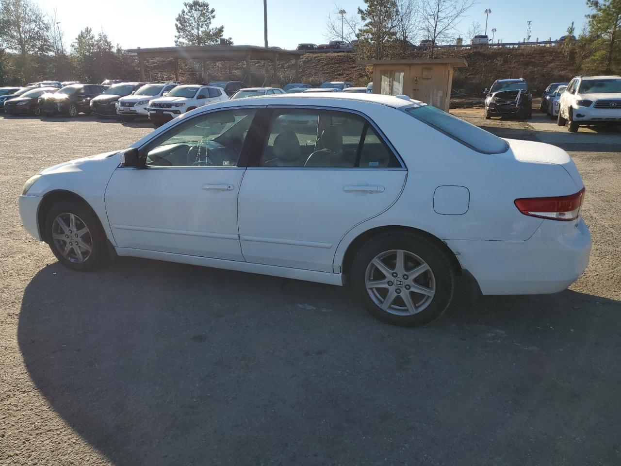 2004 Honda Accord - Image 2