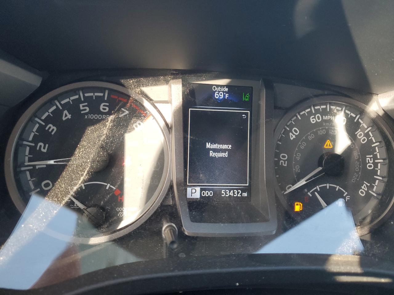 2022 Toyota Tacoma - Image 9
