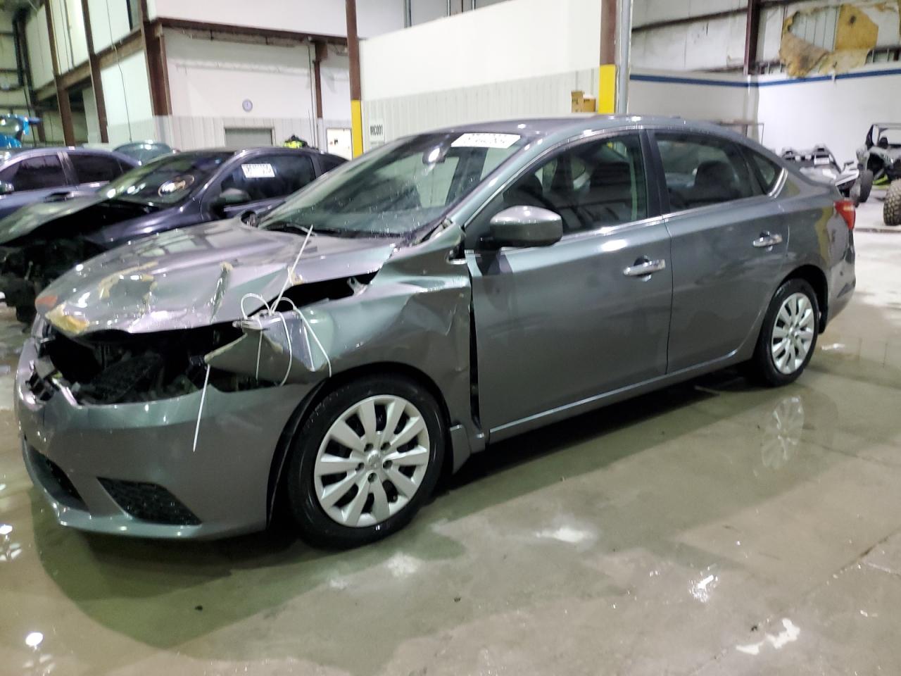 2016 Nissan Sentra S იყიდება Lawrenceburg-ში, KY - Front End