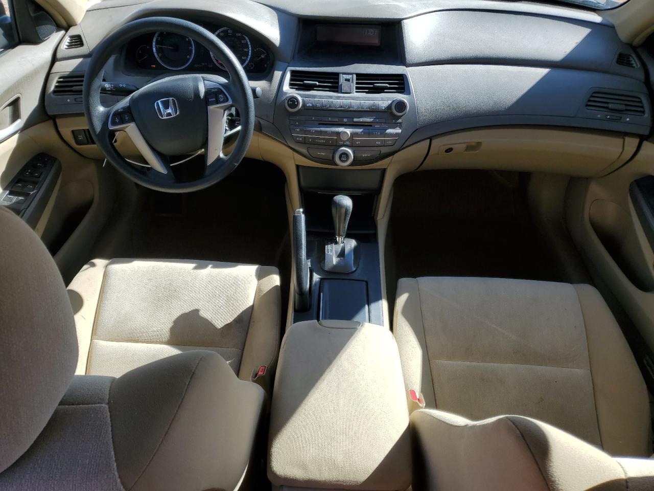 2009 Honda Accord - Image 8
