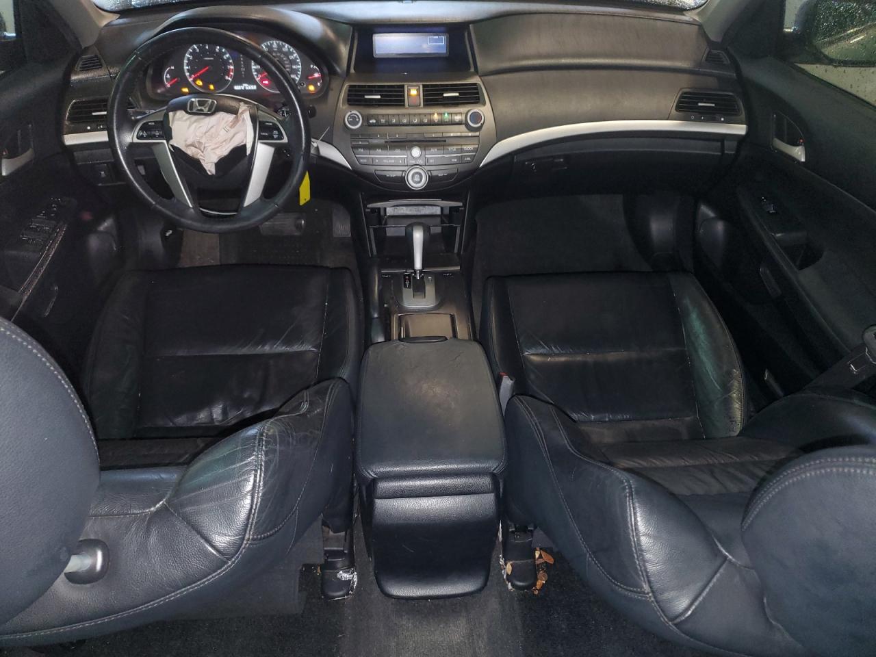 2011 Honda Accord - Image 8
