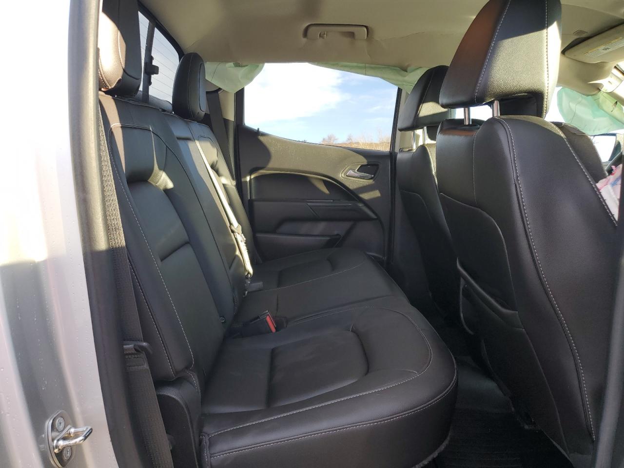 2018 Chevrolet Colorado - Image 10