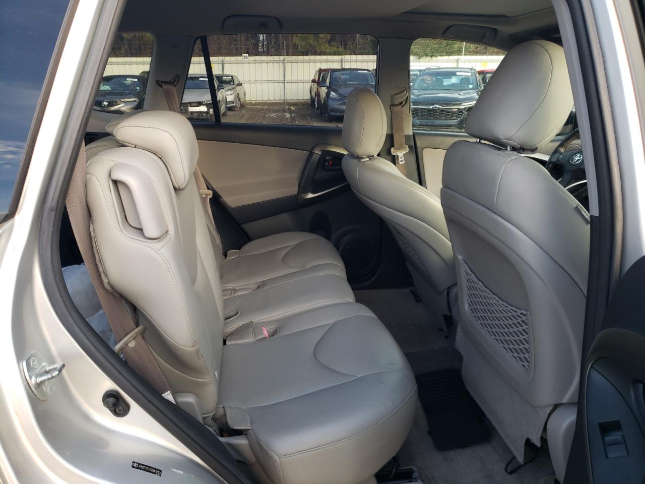 2009 Toyota RAV 4 - Image 11