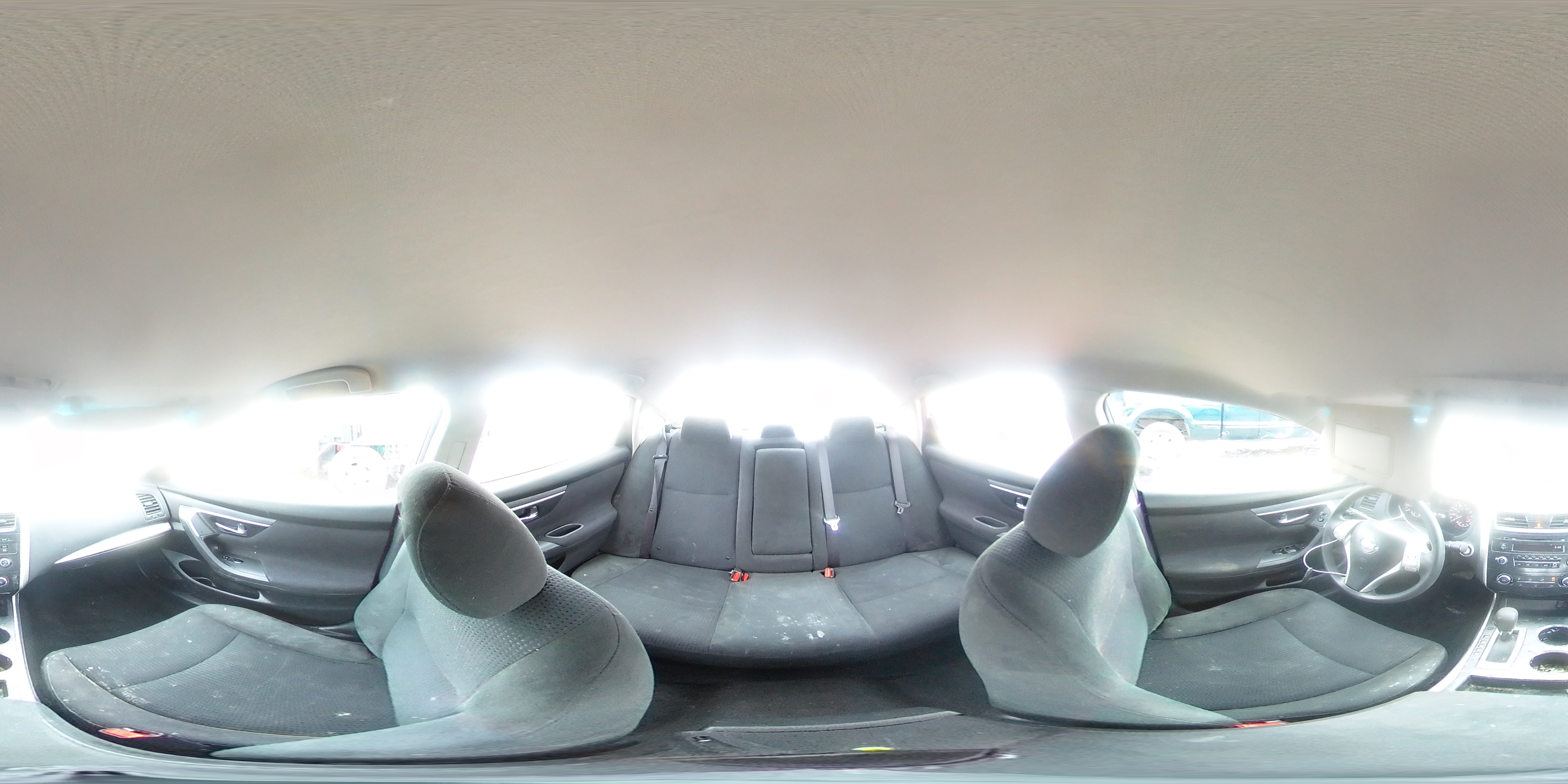 2015 Nissan Altima - Image 14