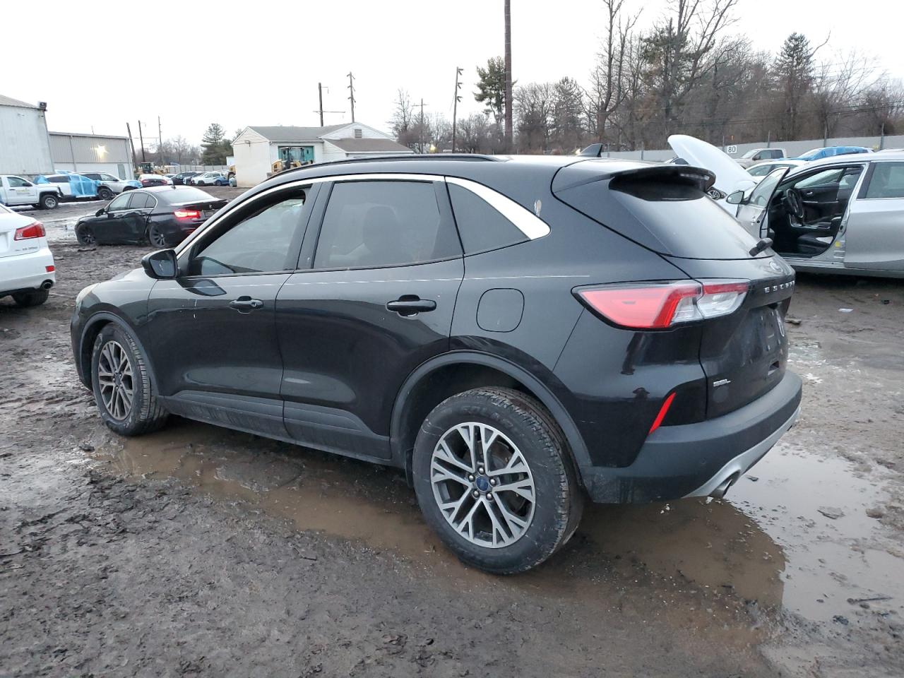 2020 Ford Escape - Image 2