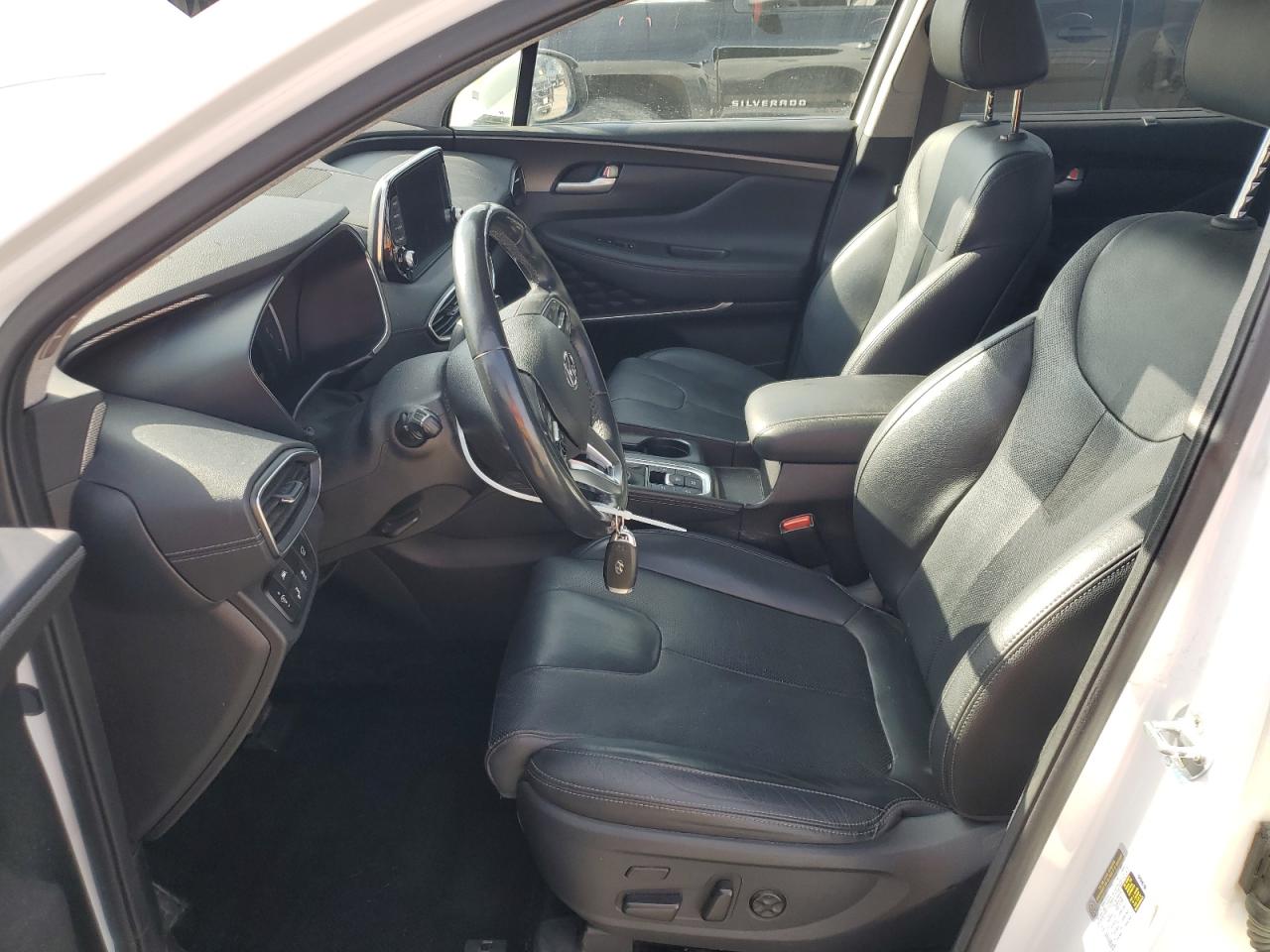2019 Hyundai Santa Fe - Image 7