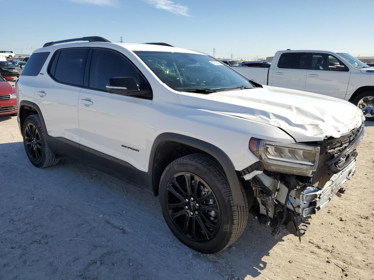 2022 GMC Acadia - Image 4