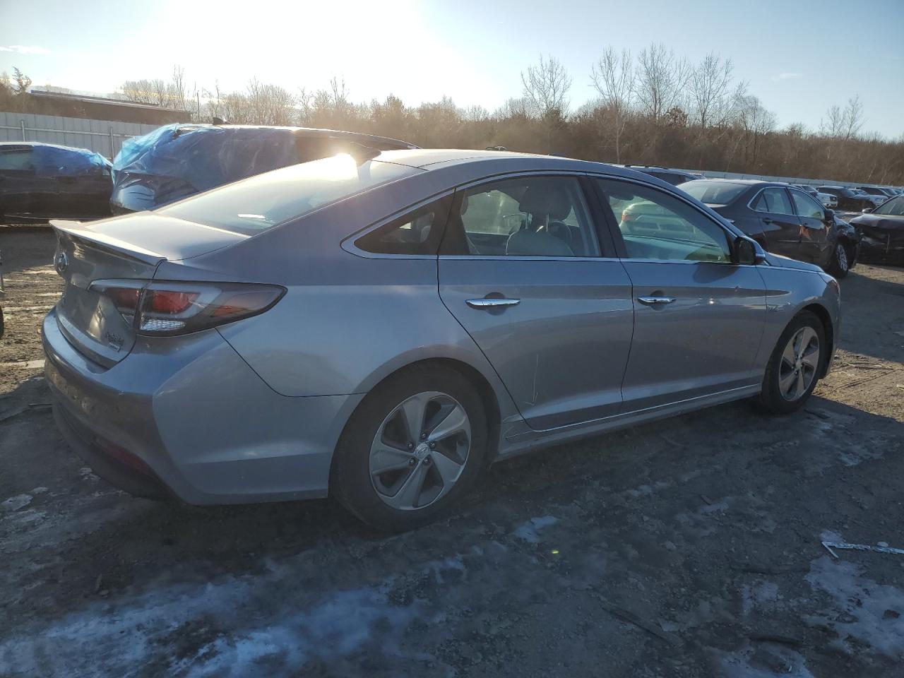 2016 Hyundai Sonata - Image 3