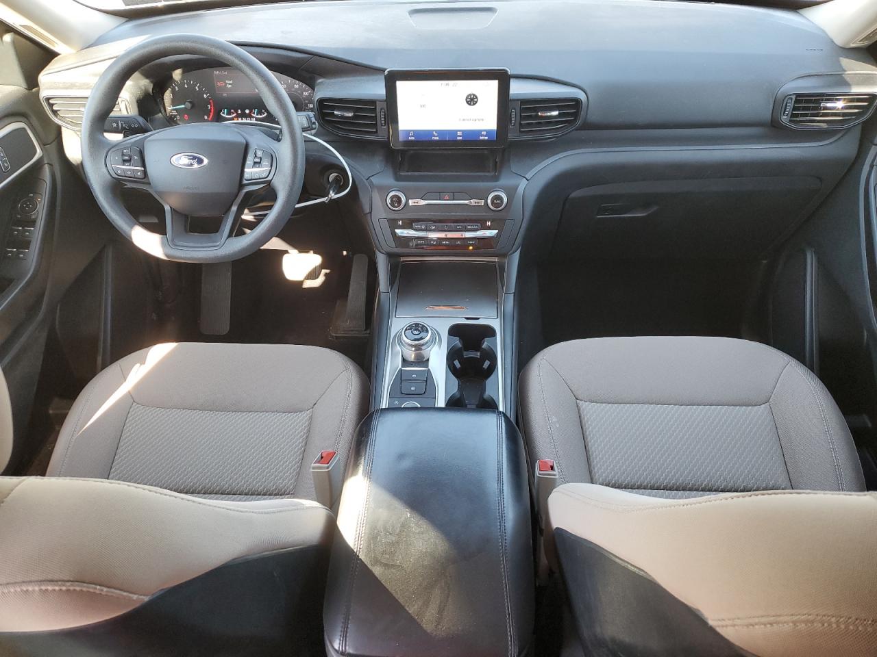 2020 Ford Explorer - Image 8