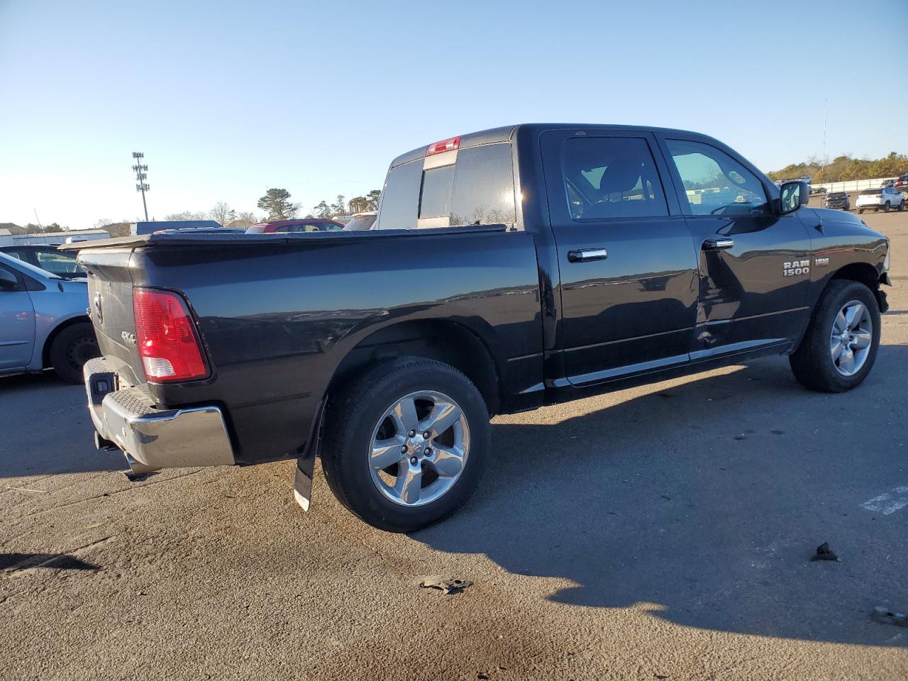 2018 RAM 1500 - Image 3