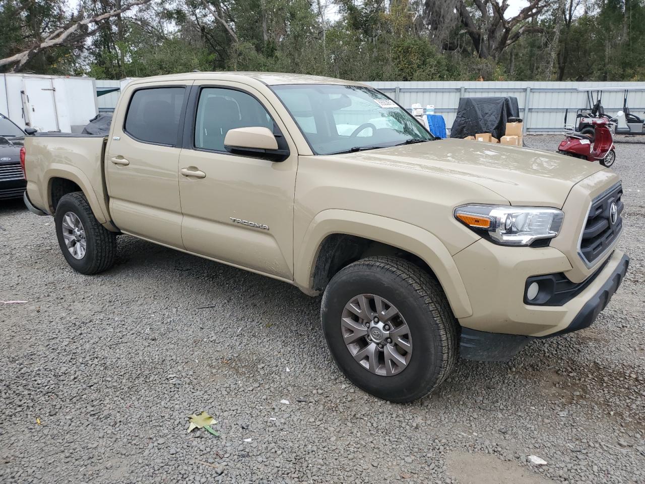 2016 Toyota Tacoma - Image 4
