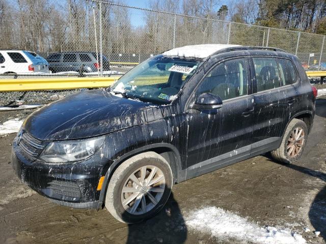 Parquets VOLKSWAGEN TIGUAN 2017 Czarny