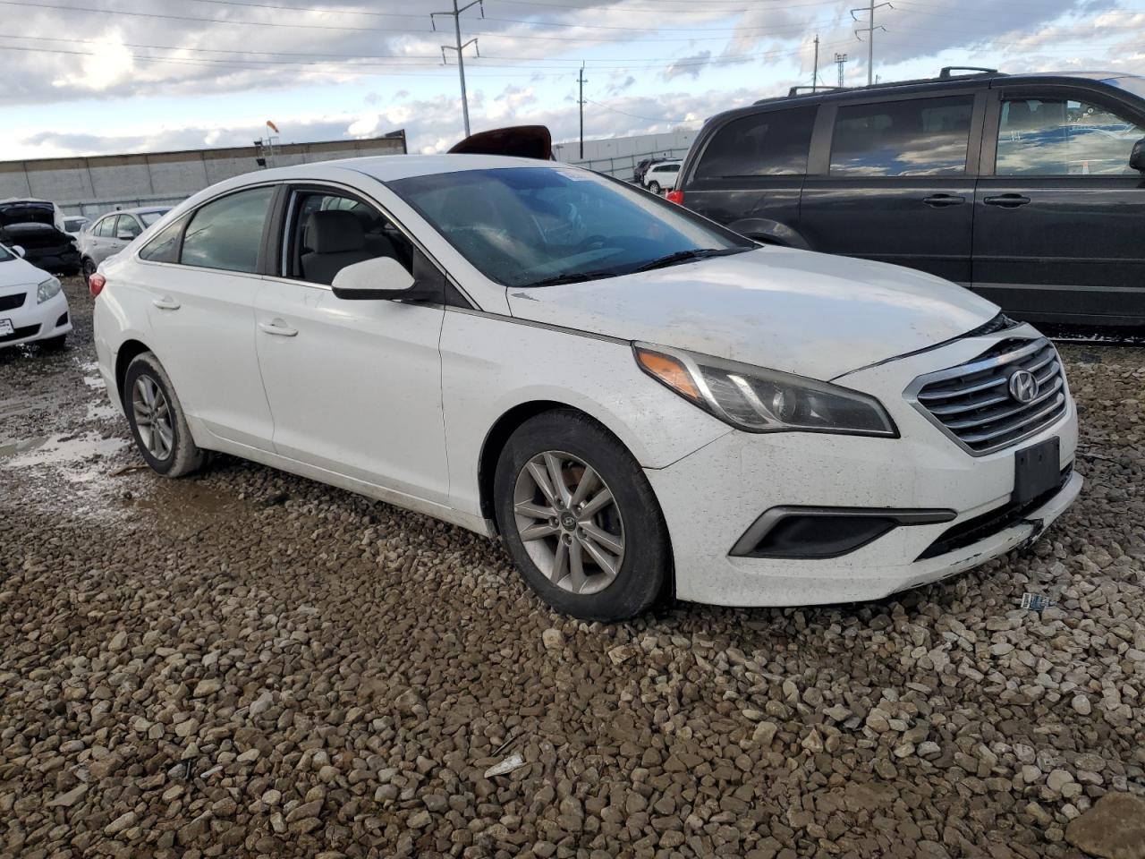 2016 Hyundai Sonata - Image 4