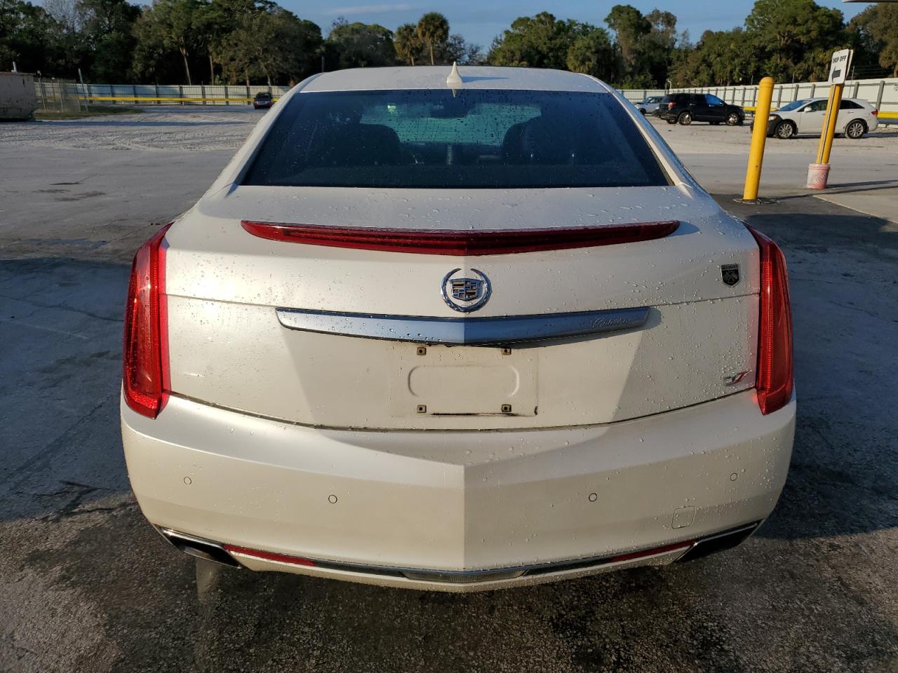 2014 Cadillac XTS - Image 6