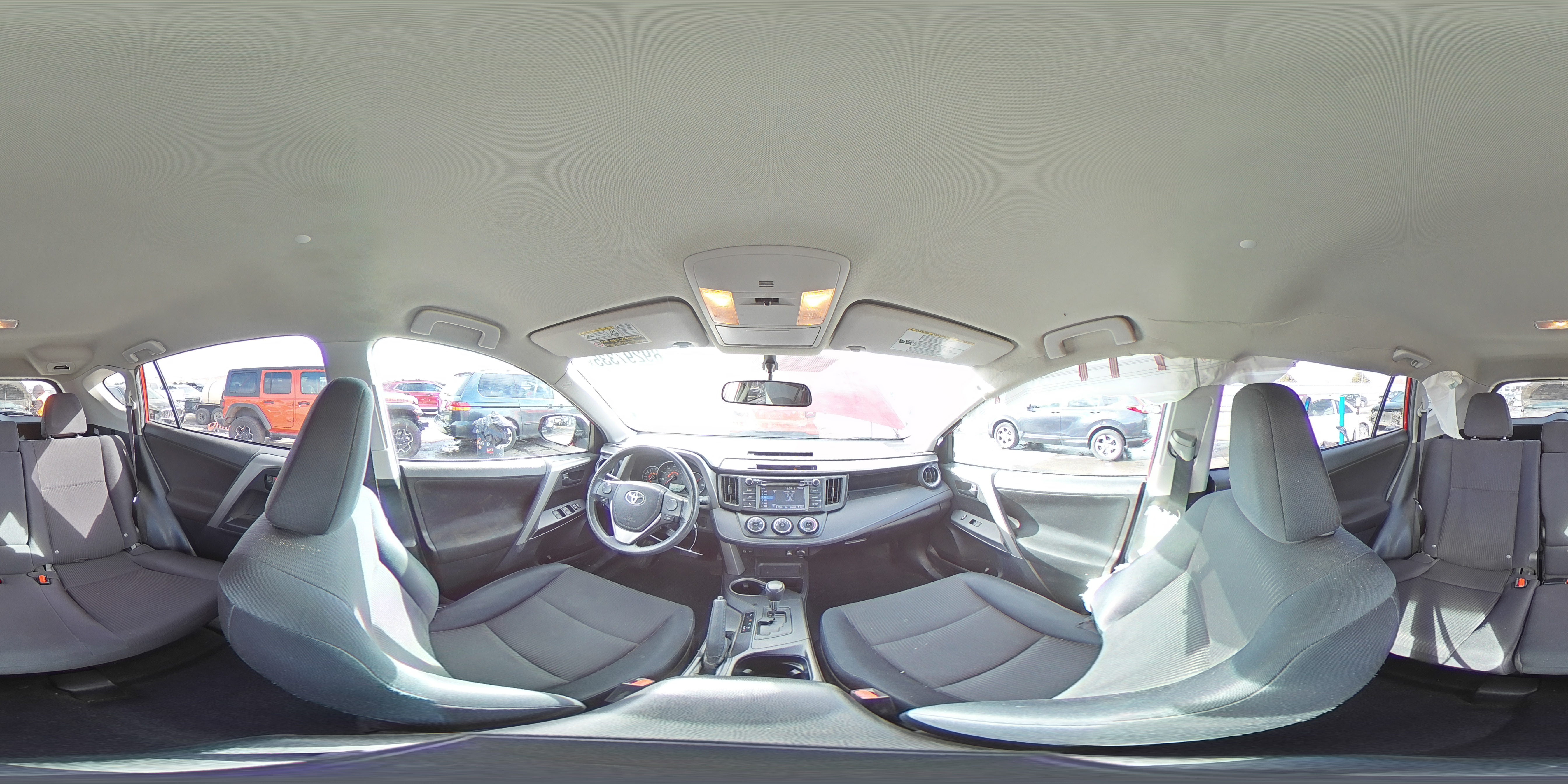 2016 Toyota RAV 4 - Image 15