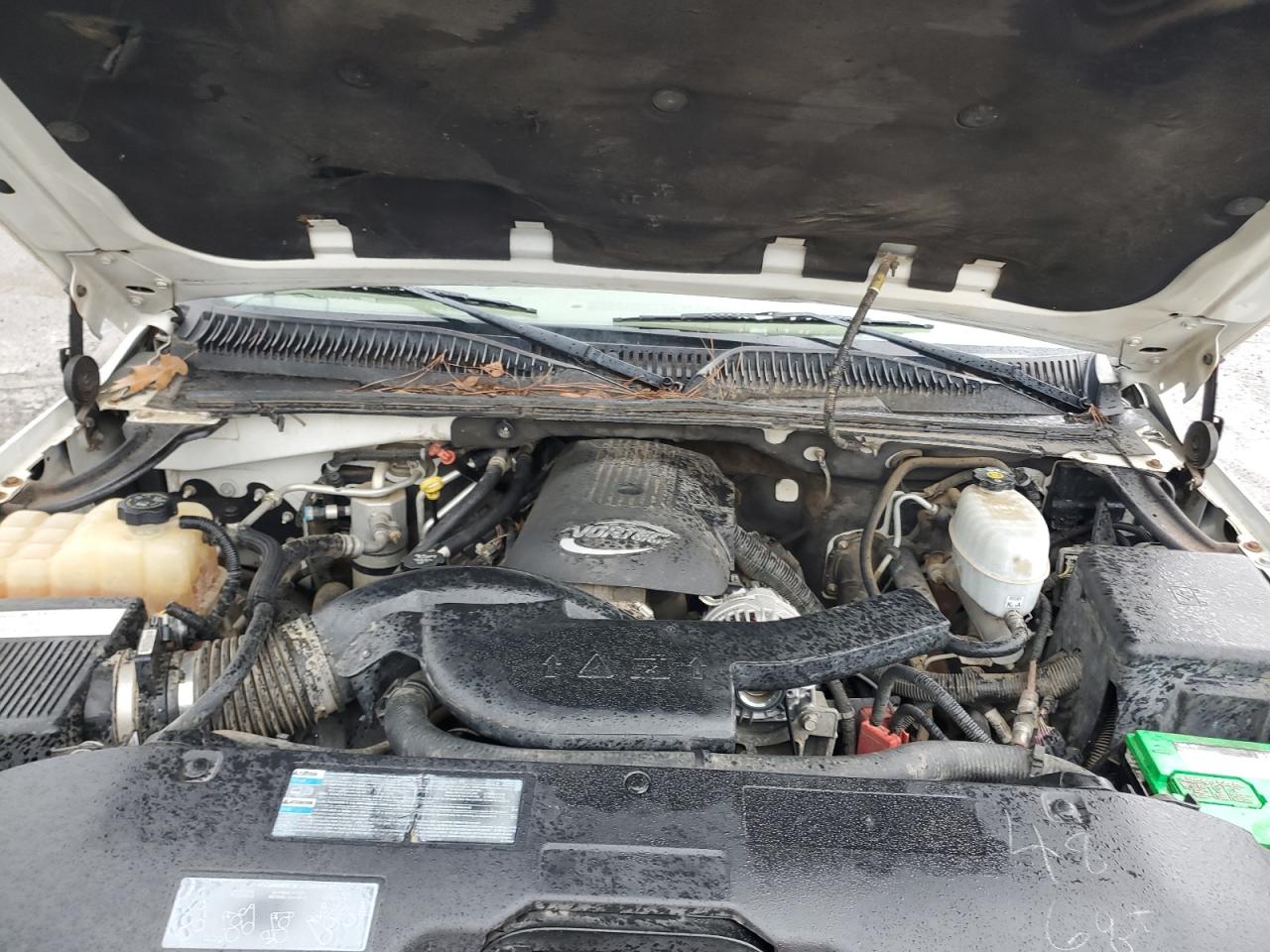 2005 GMC Yukon - Image 13